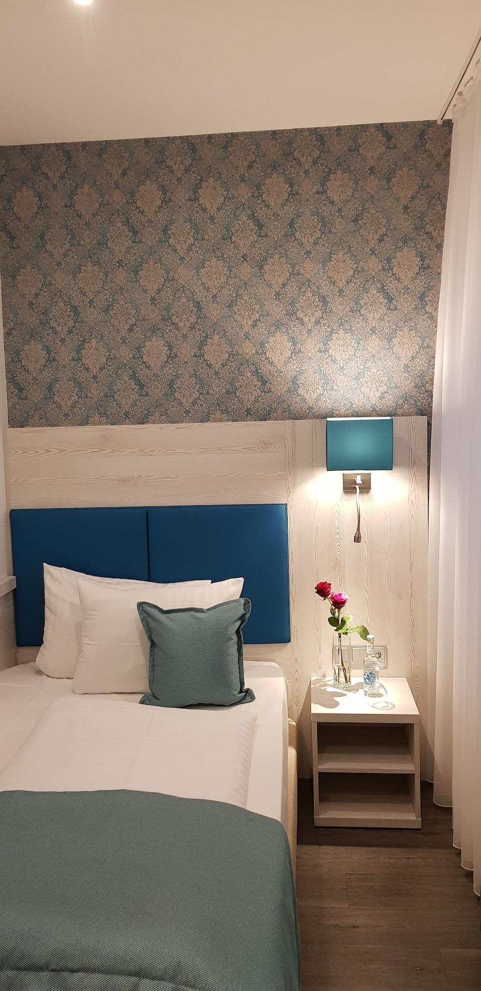 Hotel Budapester Hof 2*