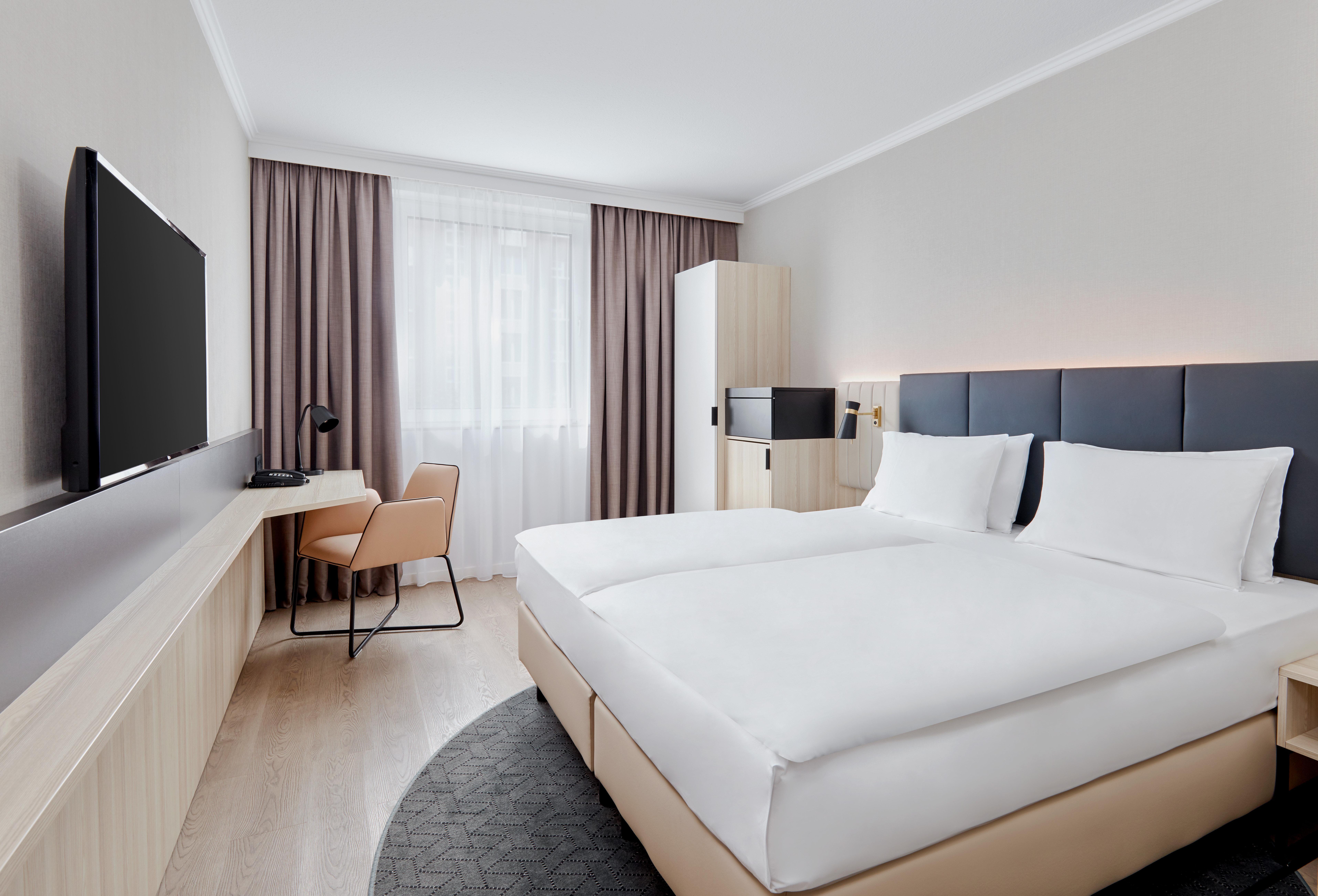 Crowne Plaza Hamburg-city Alster By Ihg Hamburg