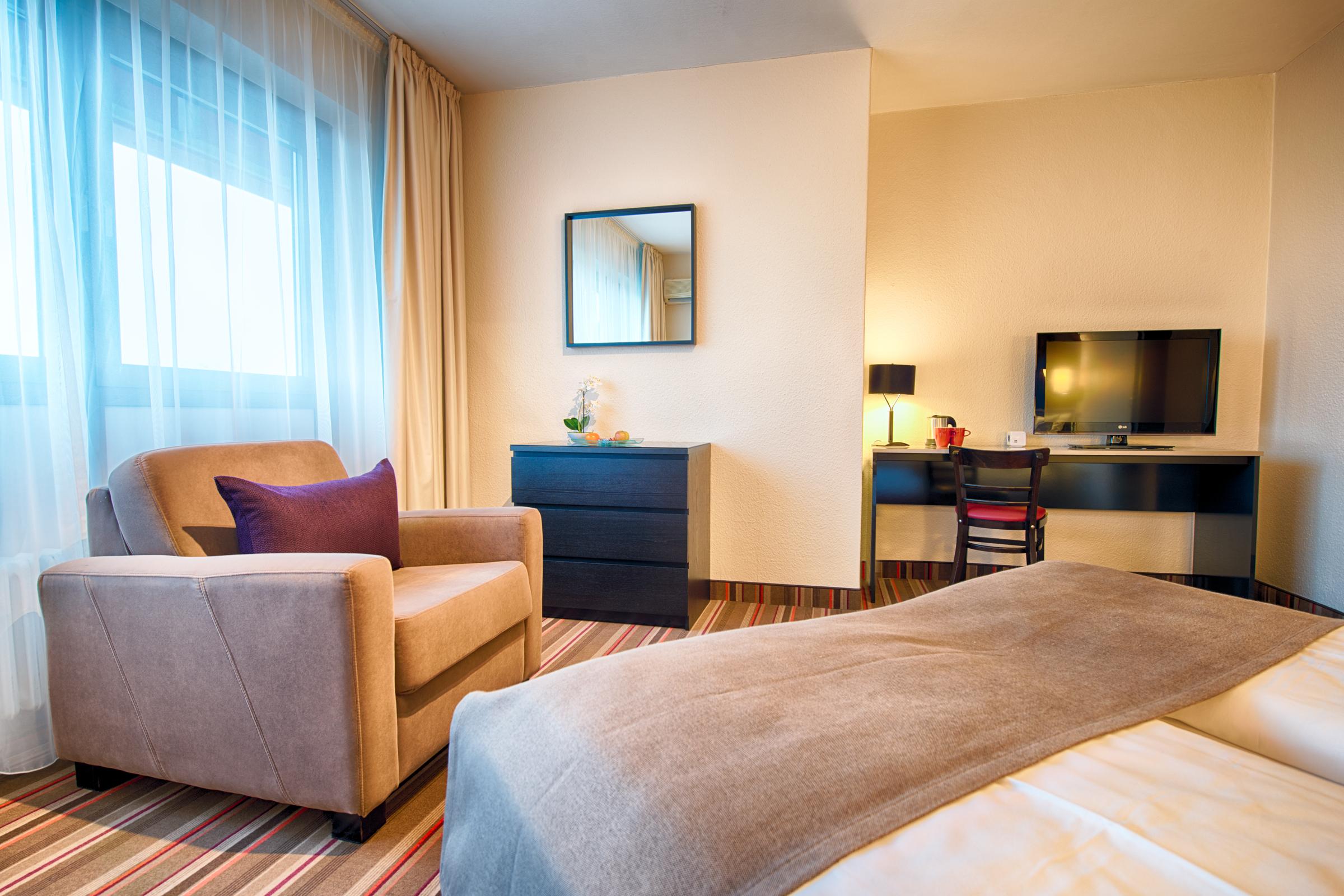 Hotel Leonardo Airport