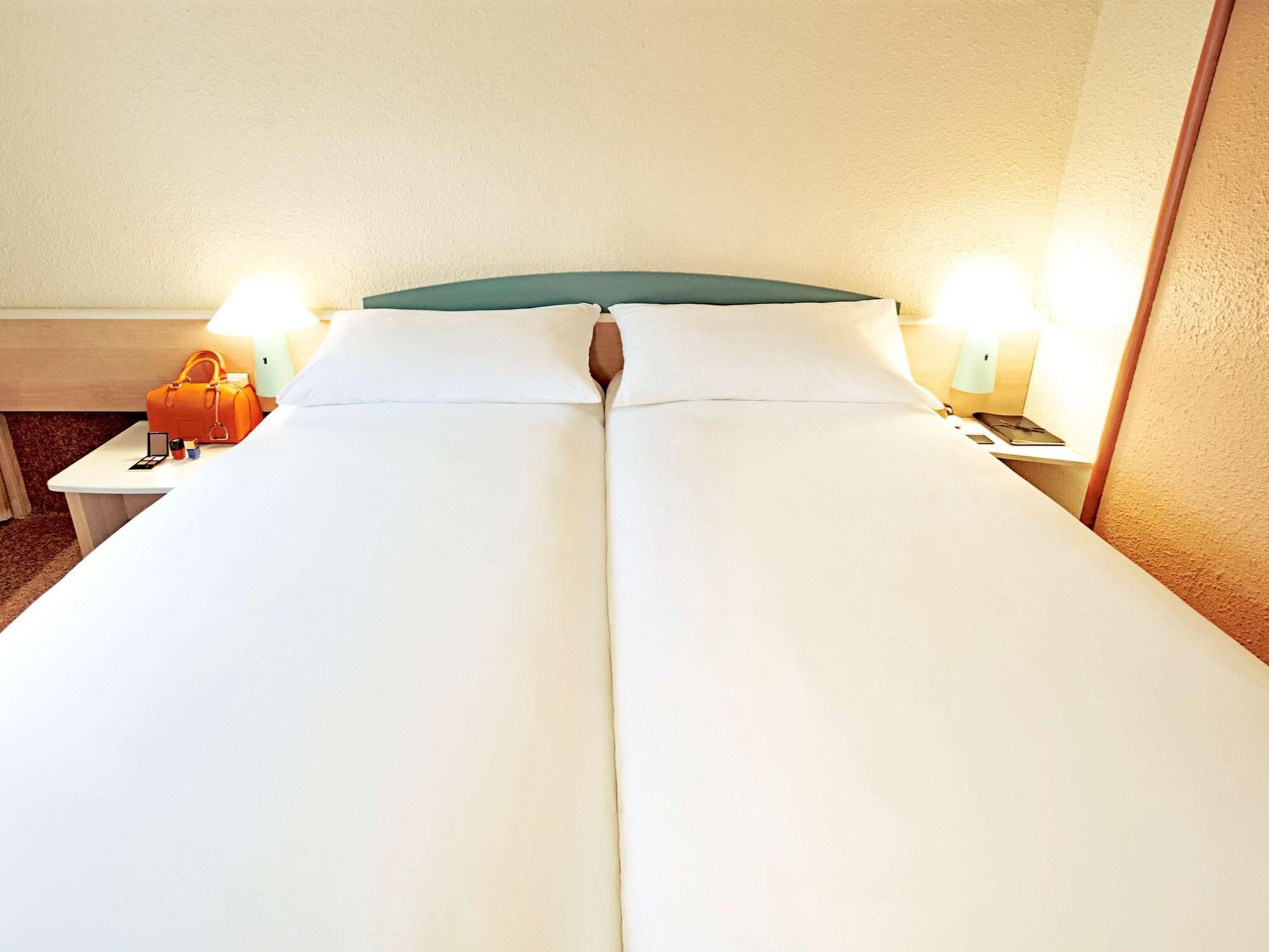 Ibis Airport 3*