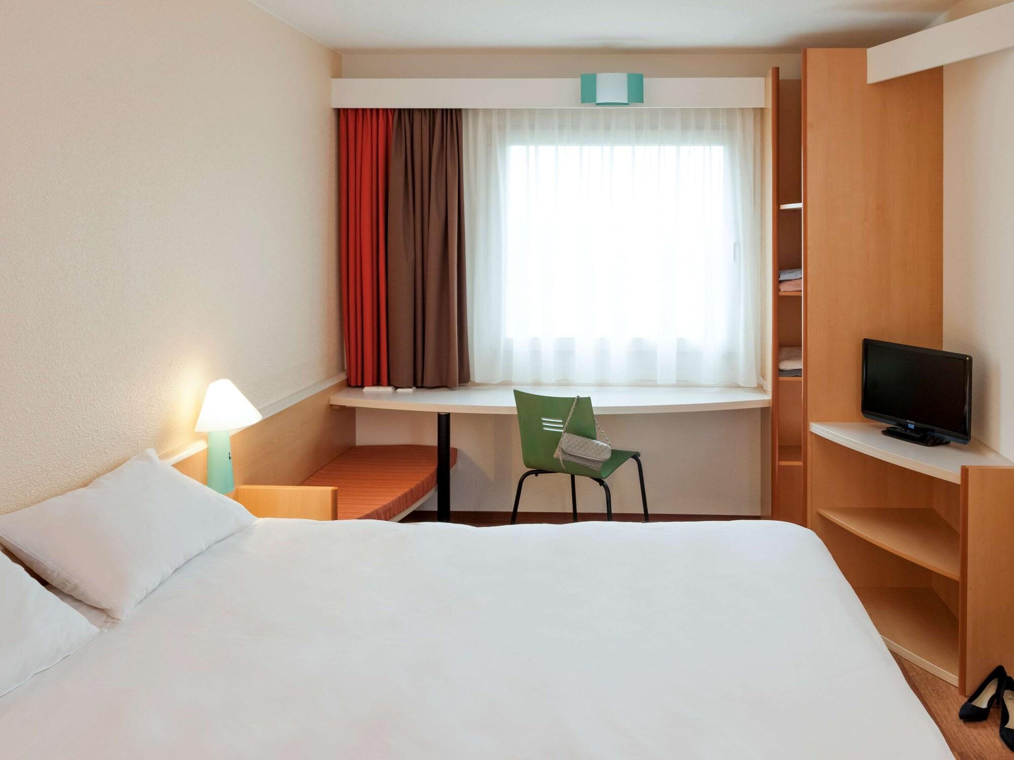 Hotel Ibis Airport