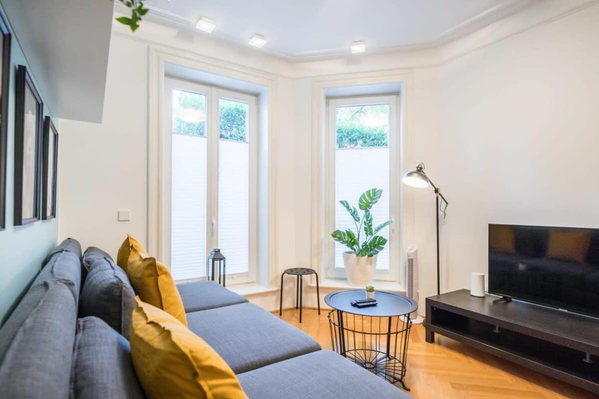 Modern Near Aussenalster *