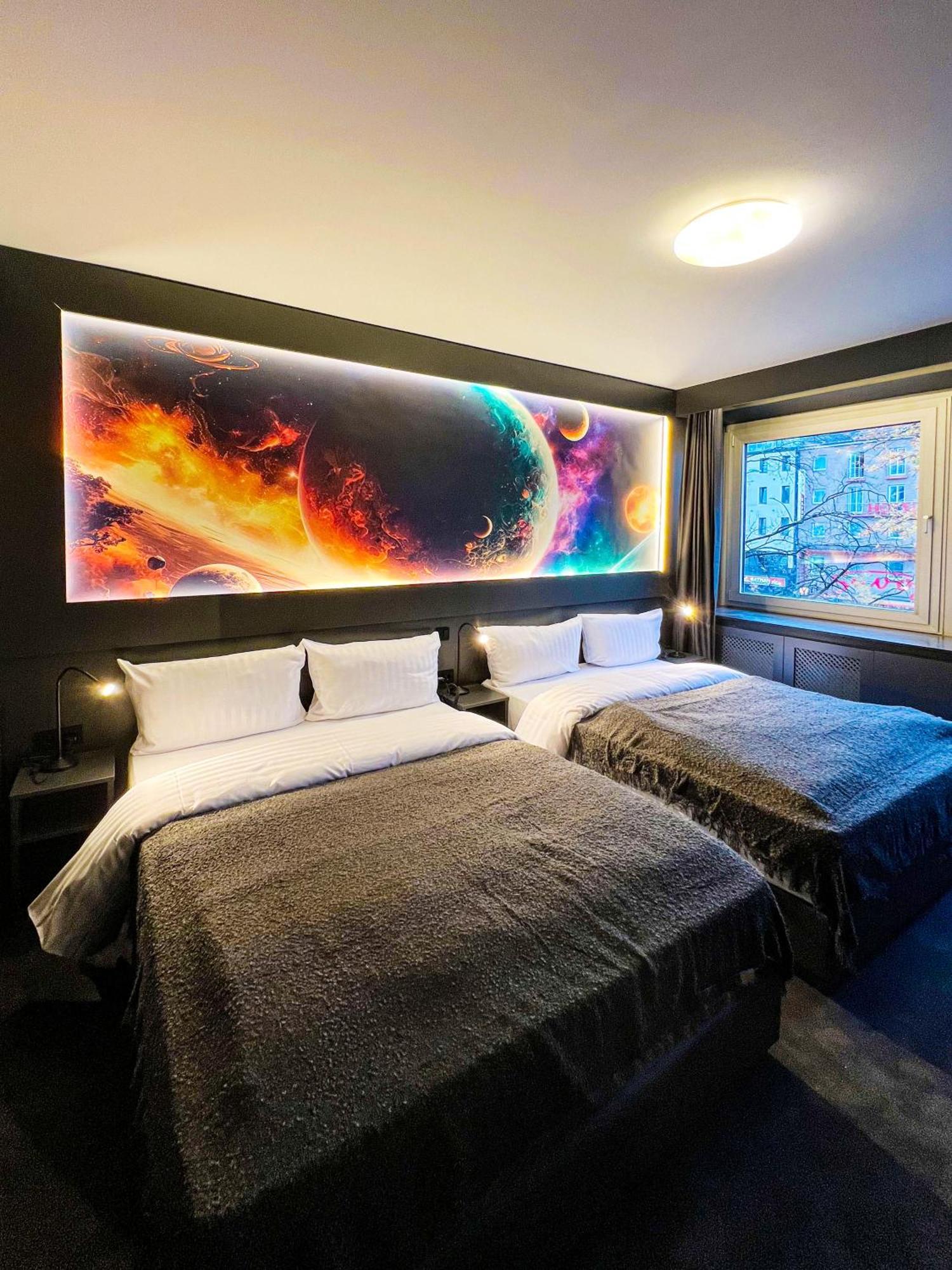 Sleephotels Cosmos Hotel