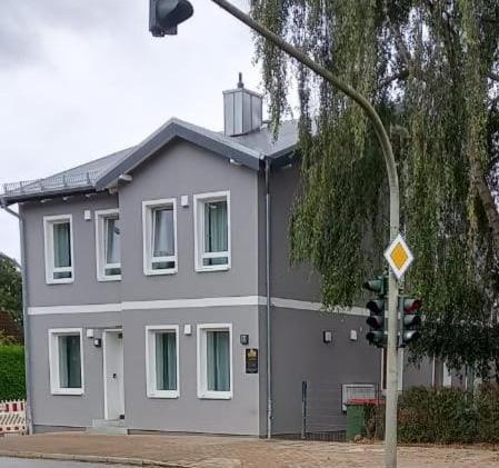 Northwest Aparthotel *