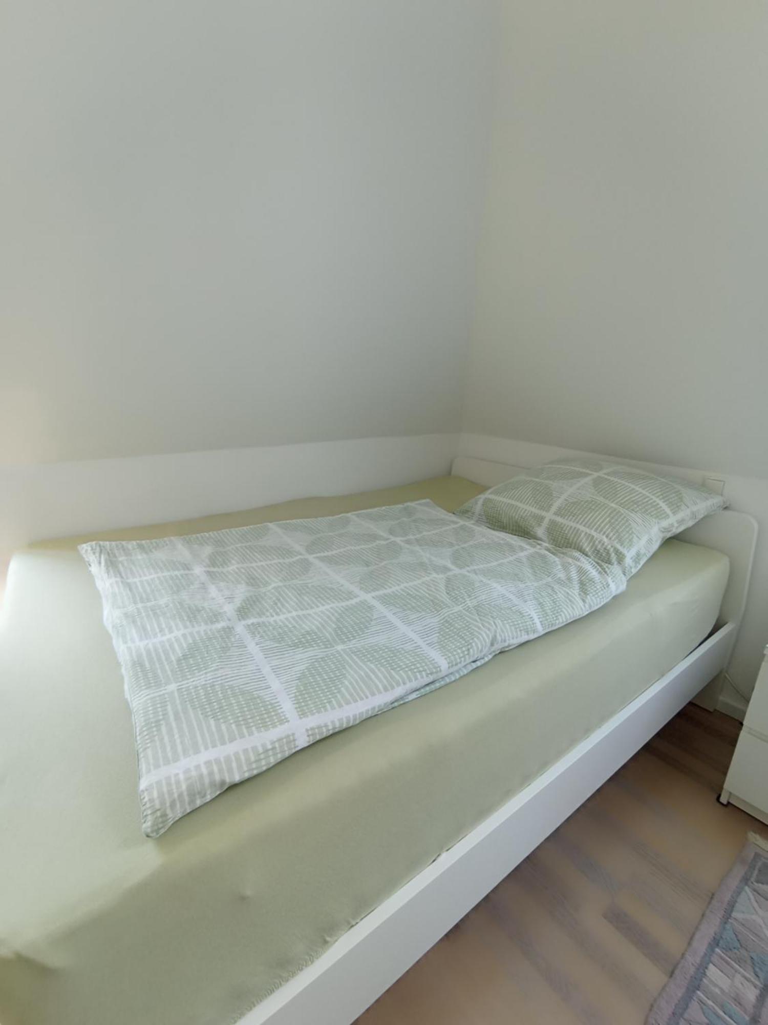 Peaceful Apartment- 3 Zi- Loggia & Garden In Blankenese-