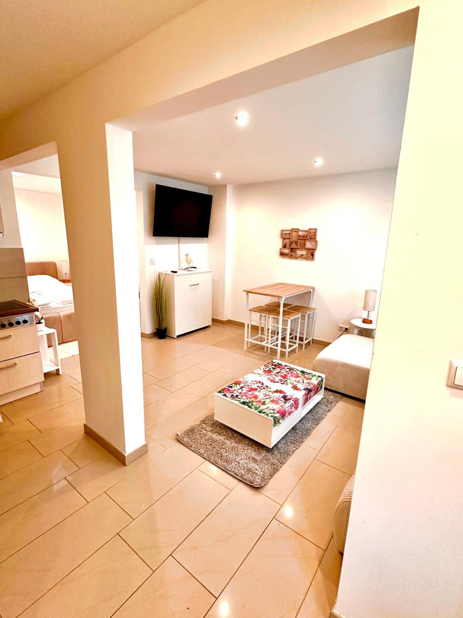 Vakantiehuis Luxus Wohlfuehloase Airport