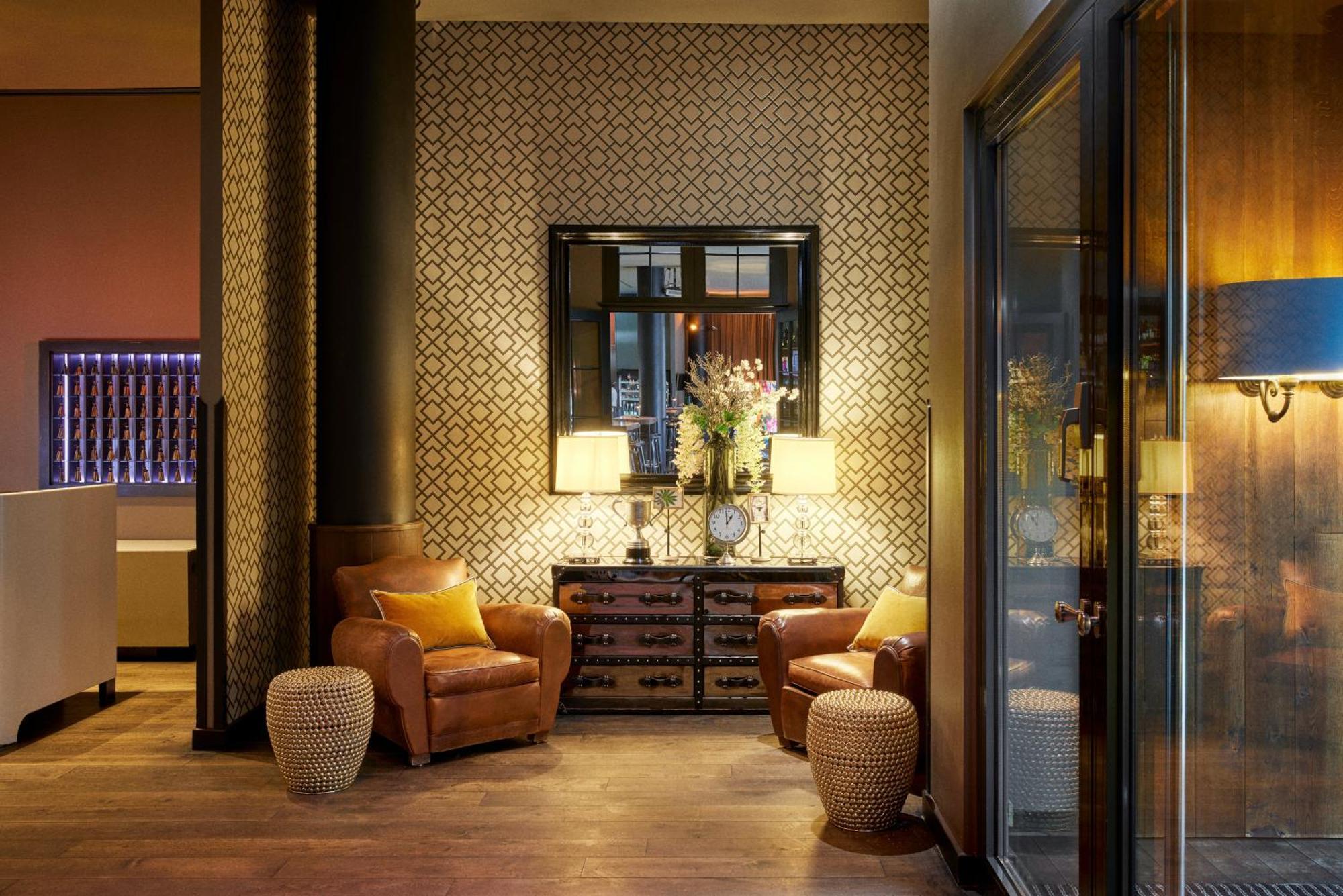 The George Hotel