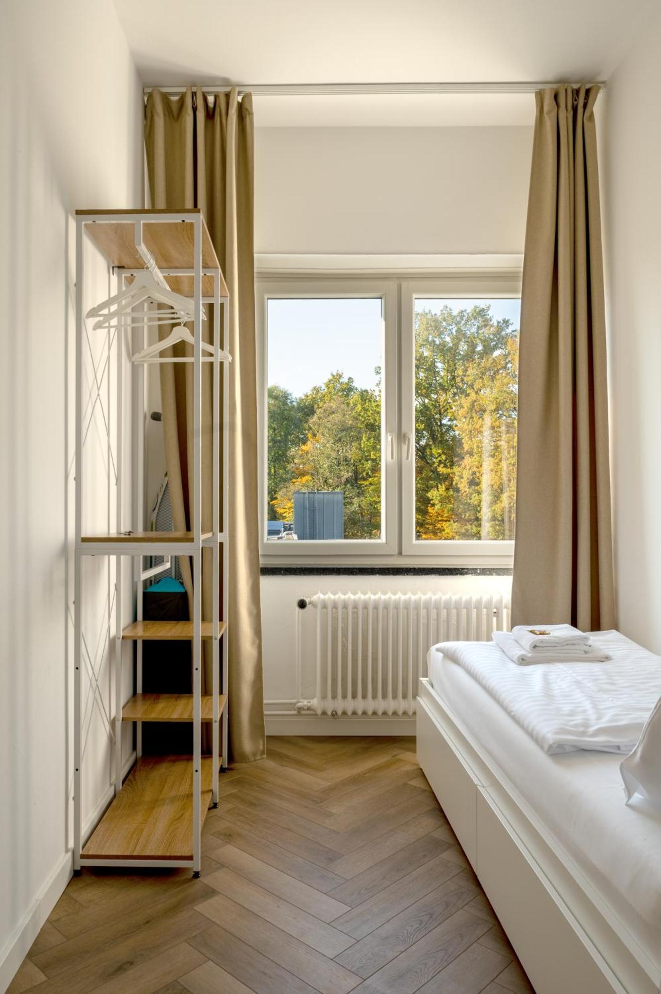 Apartment Airport Fuer 4 - Smart Tv - Kueche - Echarger Hamburg