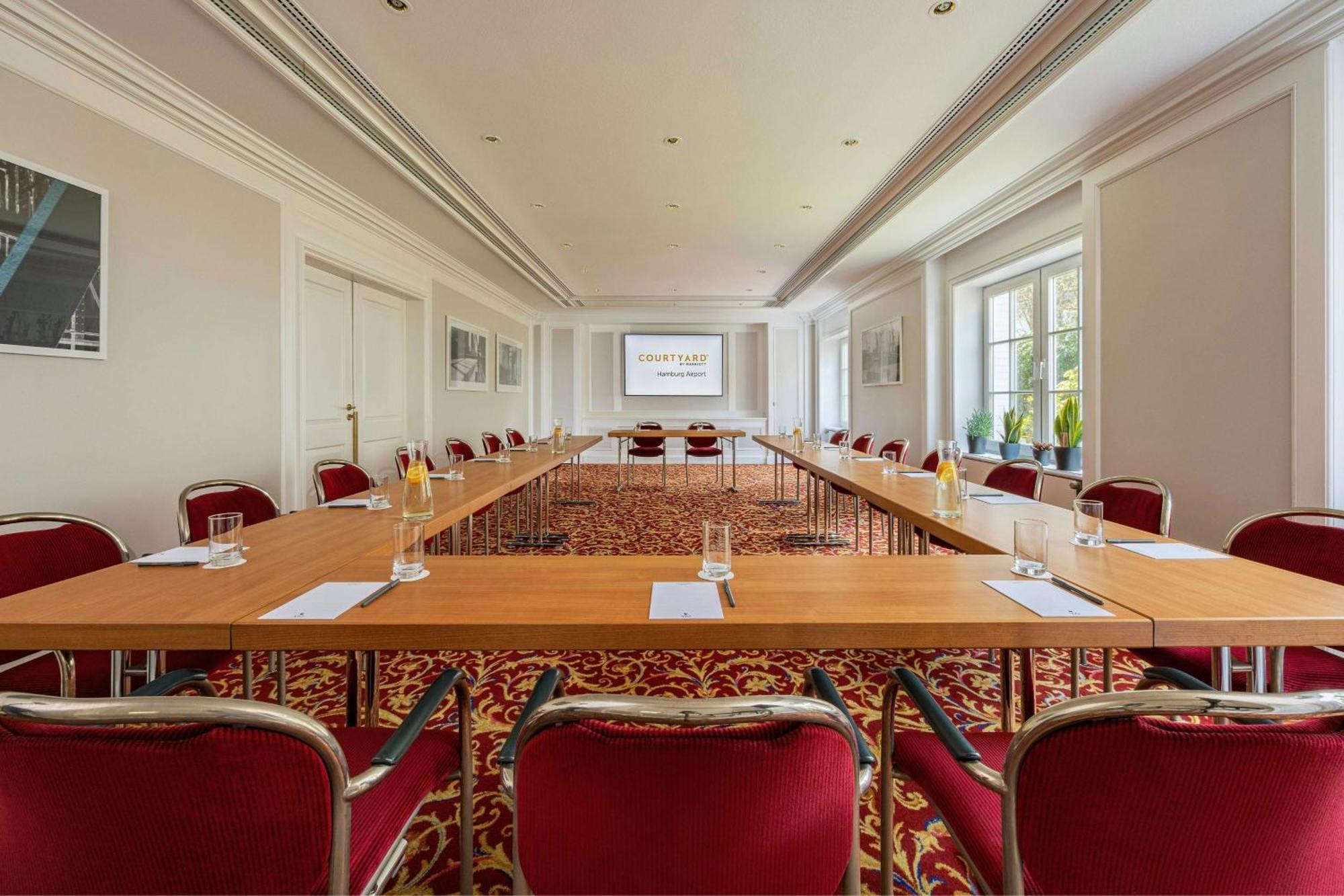 Hotel Courtyard By Marriott Airport Hamburg-Harburg