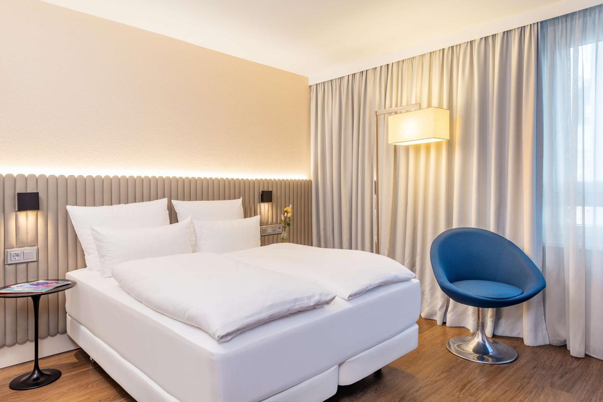 Nh Altona 4*