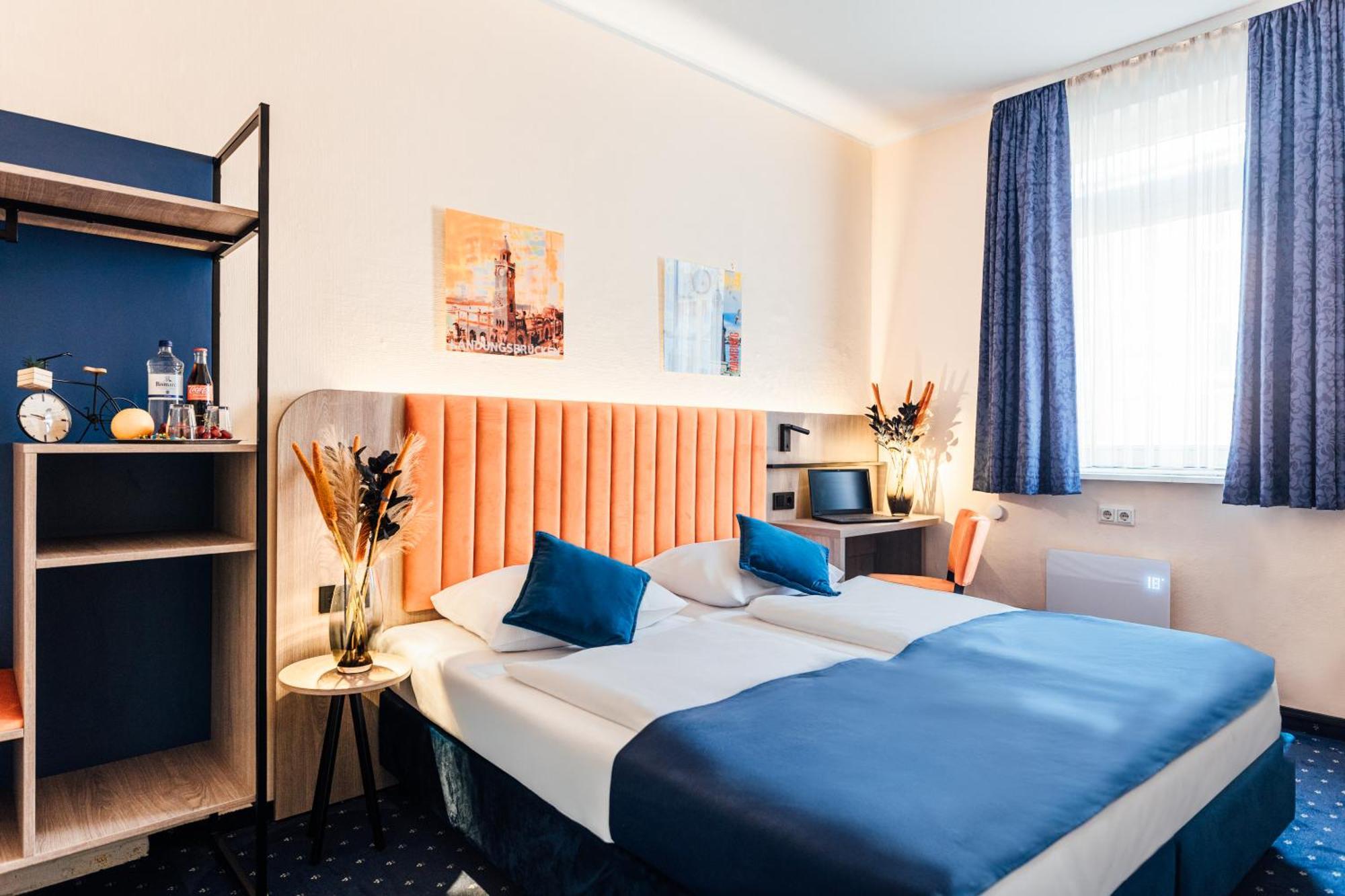Commerz Hotel