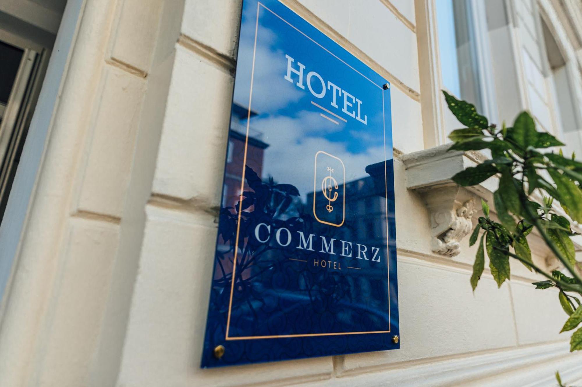 Commerz 2*