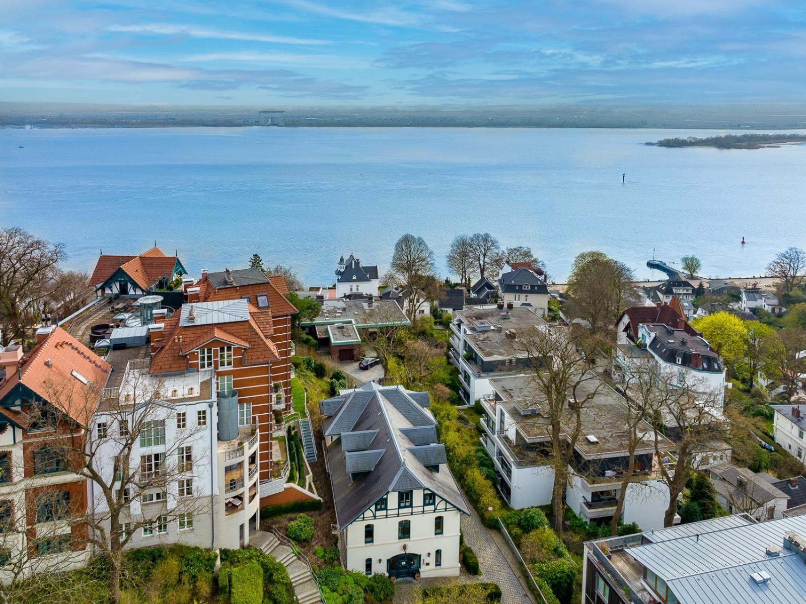 Remise Am Suellberg - Kleine, Feine In Blankenese