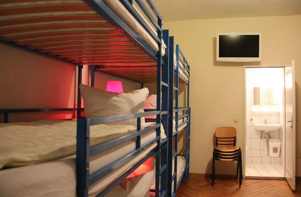 Buch-ein-bett Vandrerhjem Hamborg
