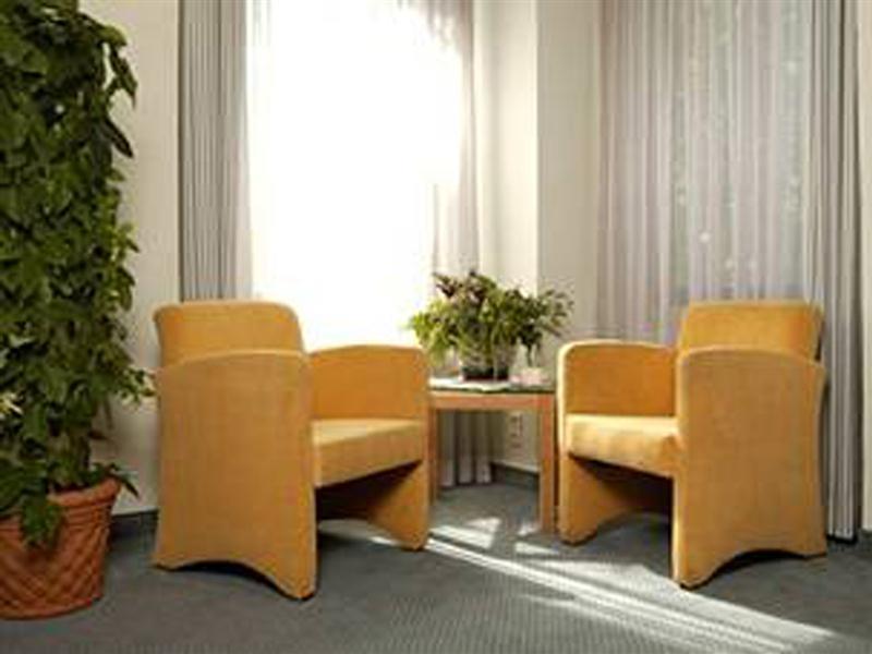 Ghotel & Living
