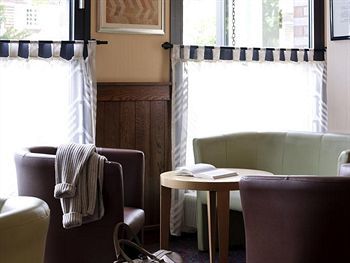 Ibis Airport Hotel 3*