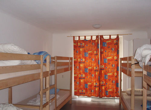 Wira-guesthouse 31 *