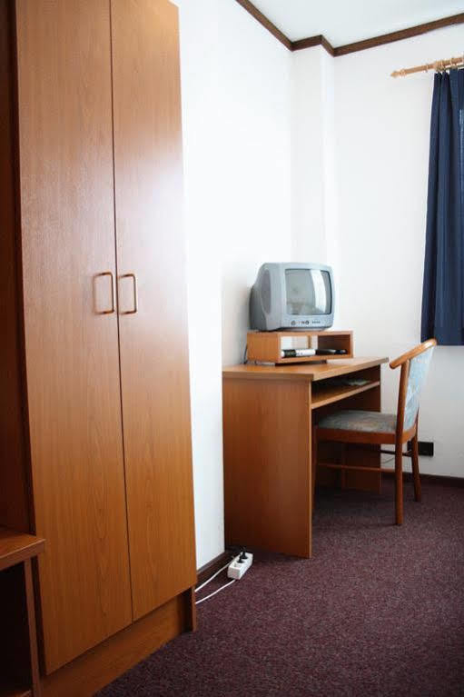 Eulenkrug Hotel 2*