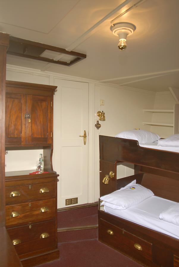 Feuerschiff Hotel Hamburg