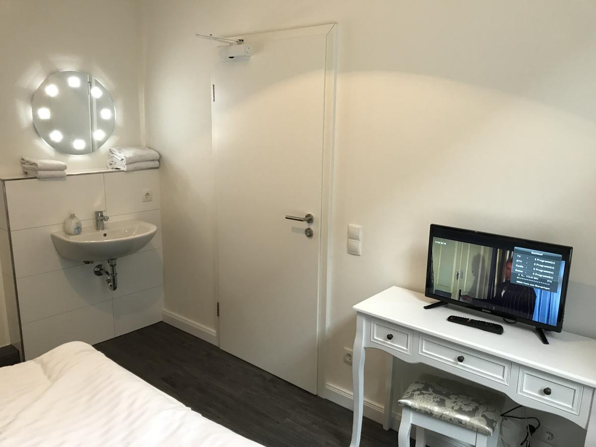 Fame Am Hauptbahnhof Hotel 2*