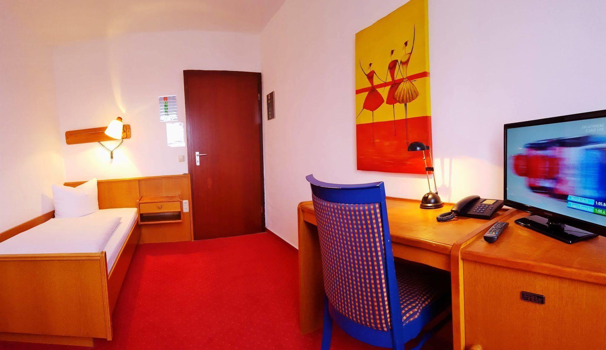 Hotel Rahlstedter Hof 2*