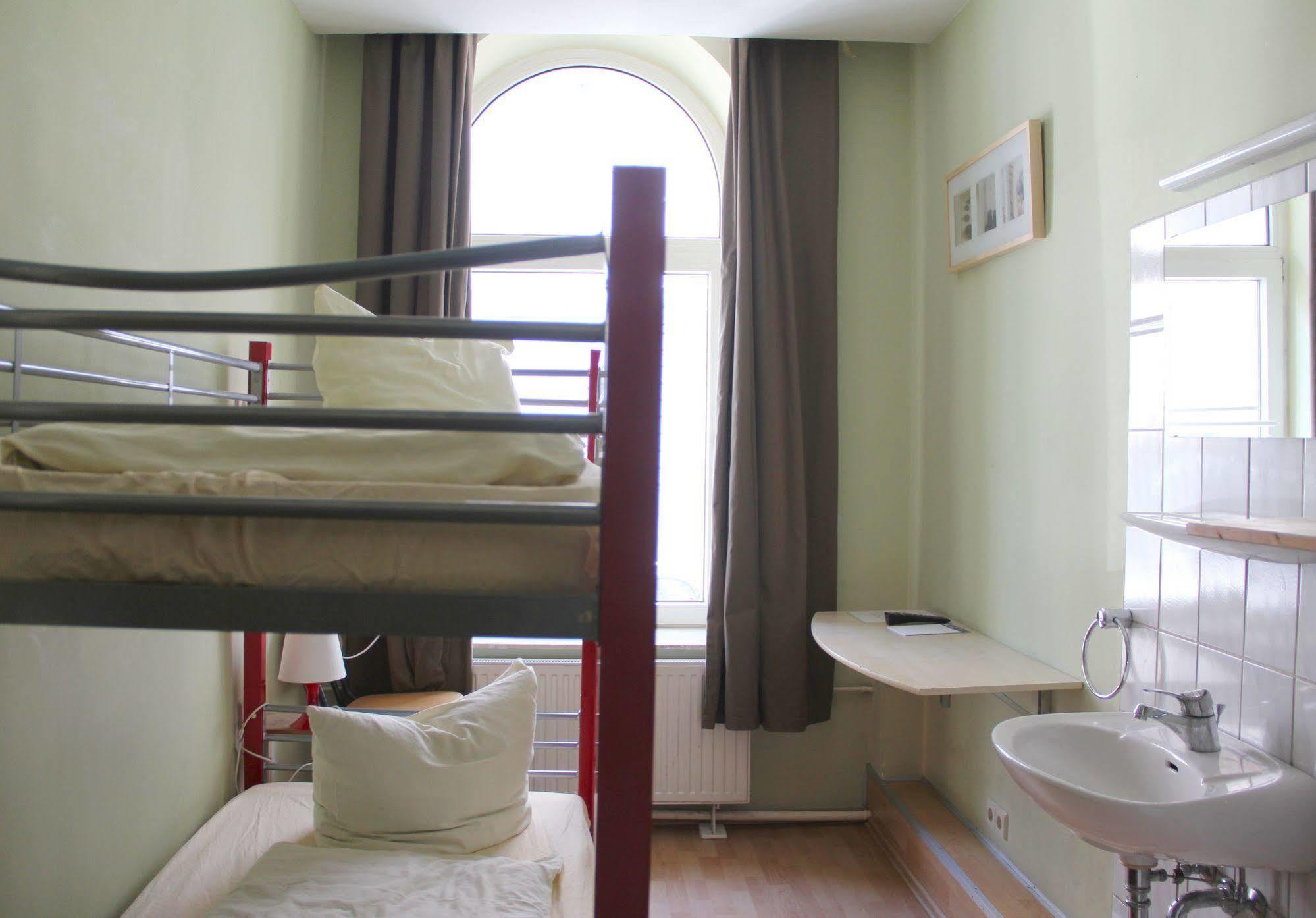 Buch-ein-bett Vandrerhjem Hamborg