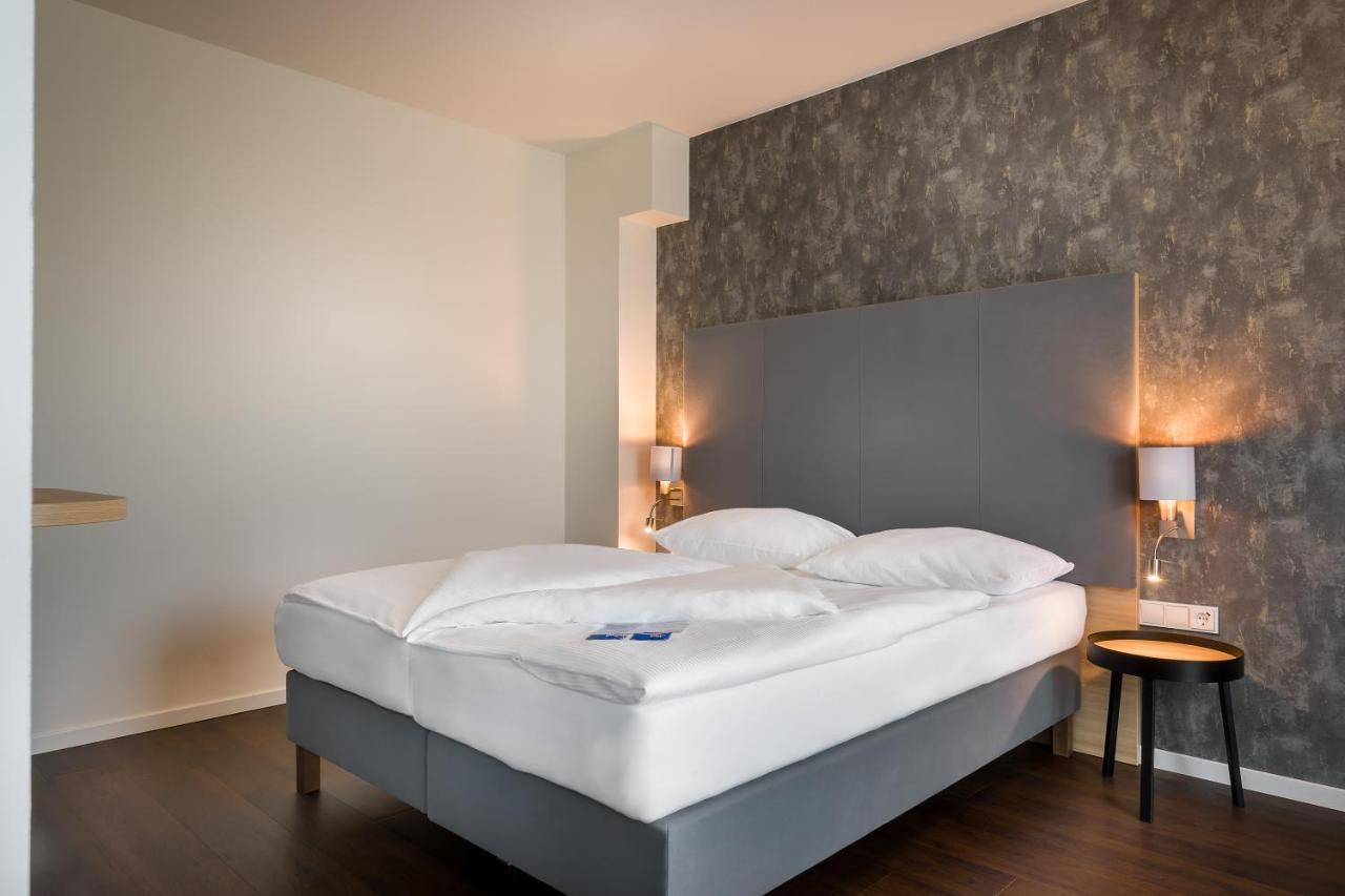 Signature East Aparthotel
