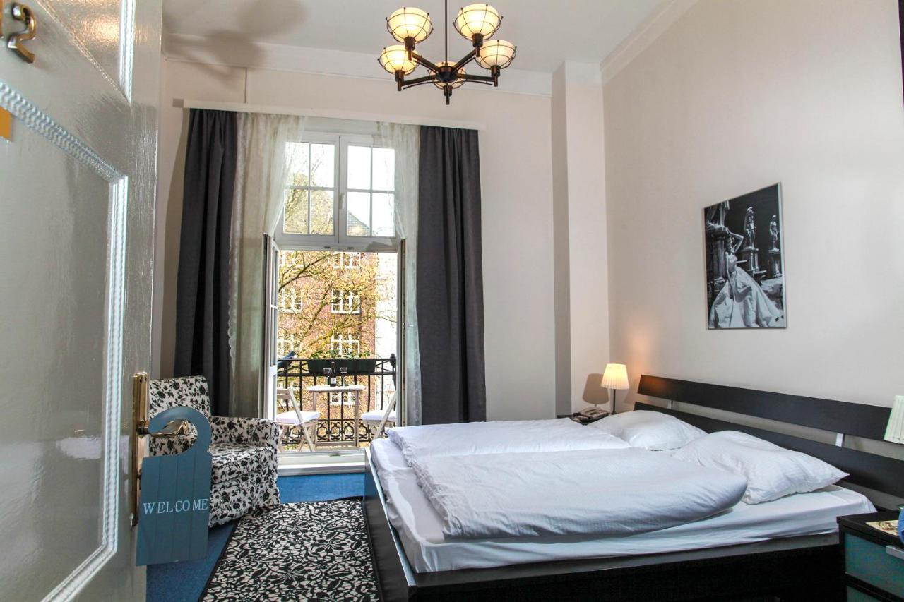 Hotel Fresena Im Dammtorpalais 3*