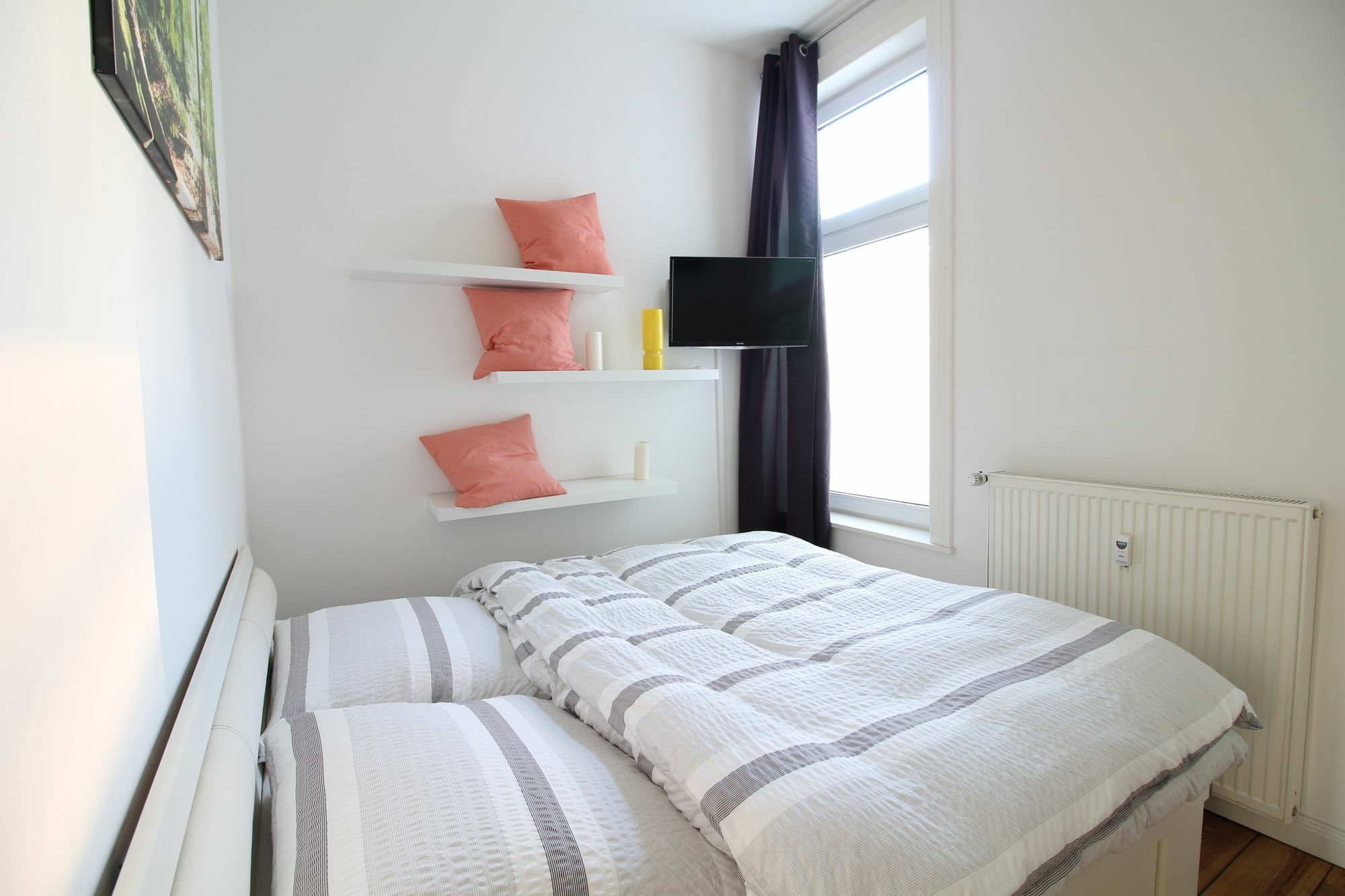 Exclusive Station Apartment