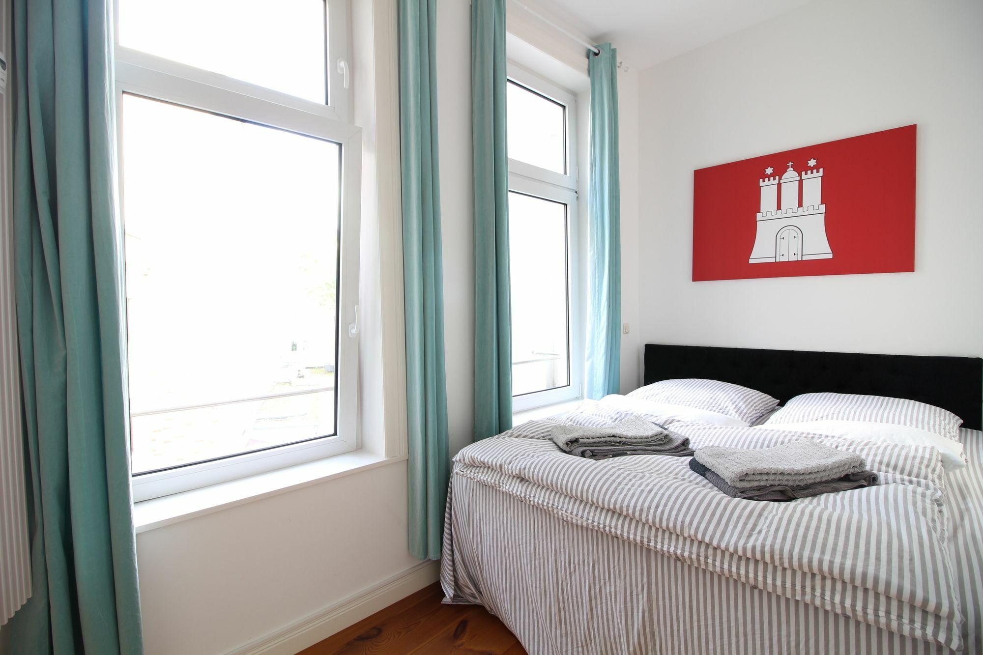 Exclusive Station Apartment *
