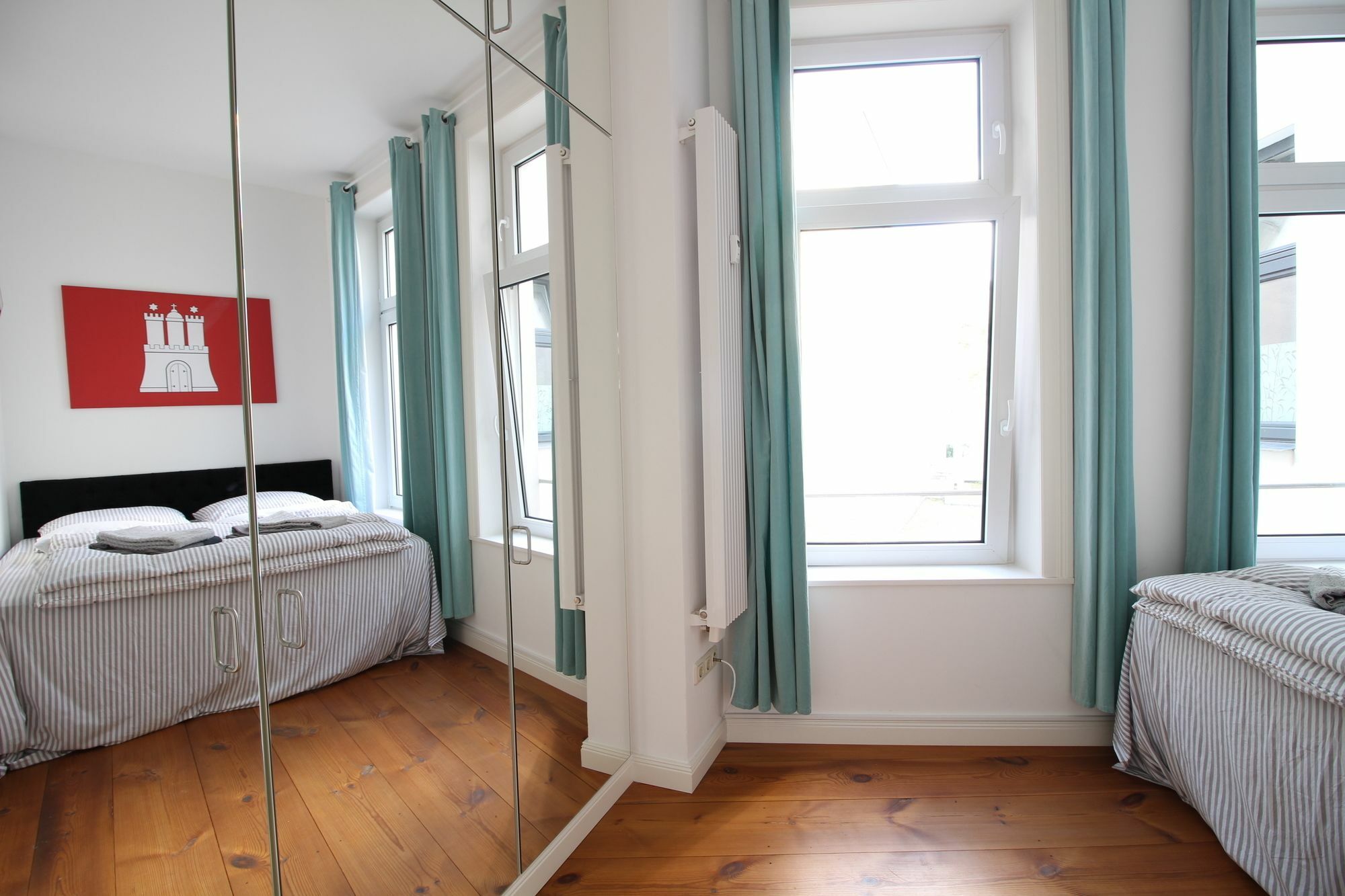 Exclusive Station Apartment