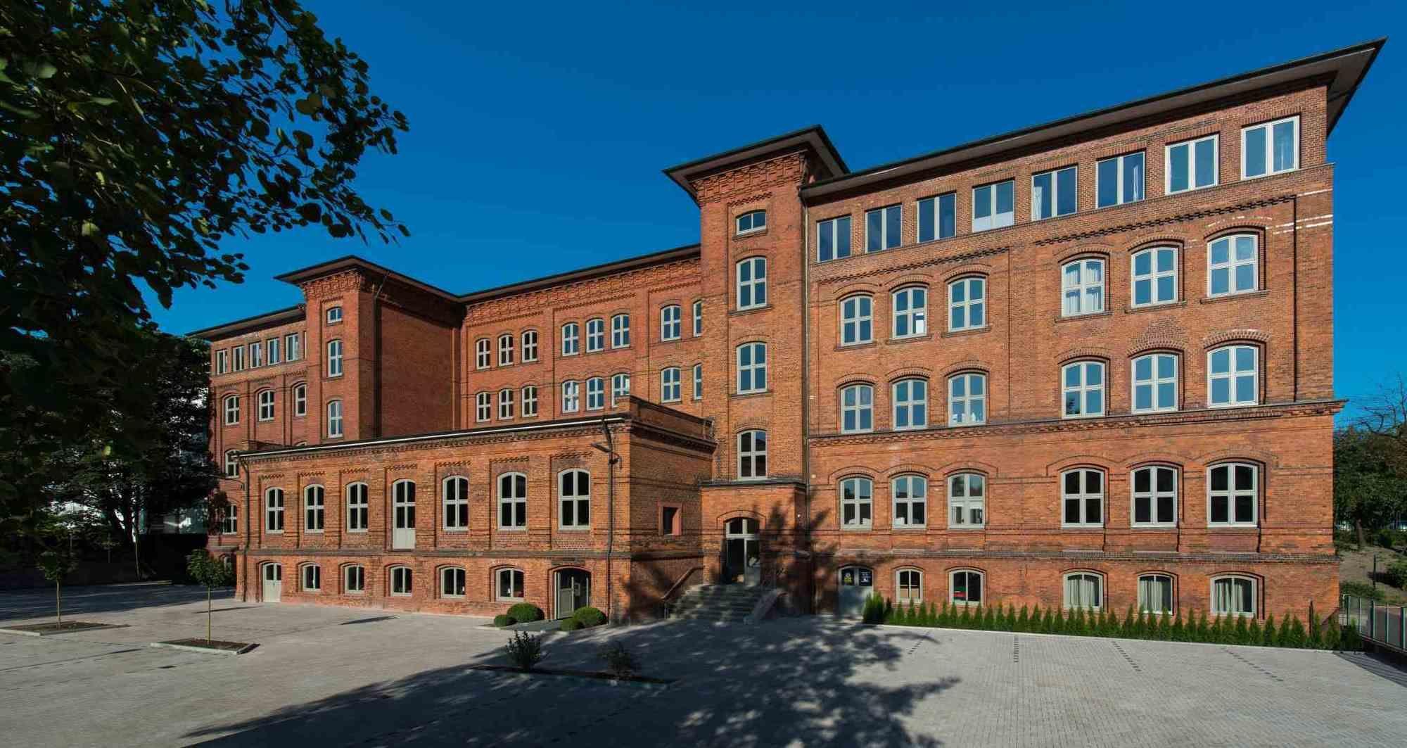 Hotel Volksschule Hamburg-Harburg