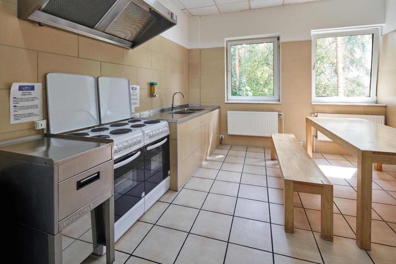 K 357 - Staffboarding - Personal- Und Monteurzimmervermietung Und Vermittlung In Und Umgebung Hostel Hamburg-Harburg