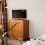 Hotel Nige Hus