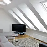 The Suites City Lofts At The Park