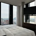 Empire Riverside Hotel