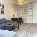 Central And Spacious Apartment For 4