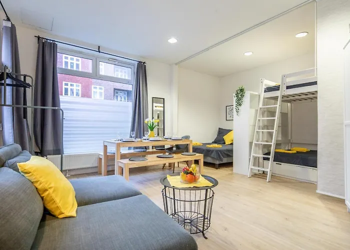 Studio Loft With Walk-In Rain-Shower