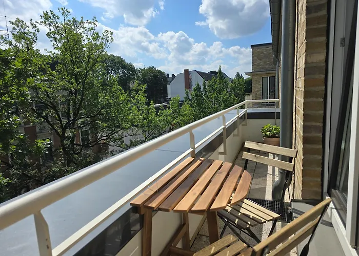 Ruhige Wohnung In Hamburg-Ottensen