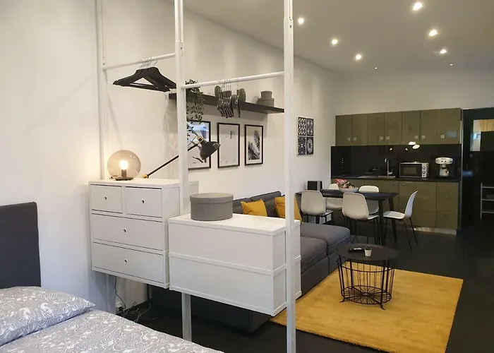 Industrial Loft House Apartment +Luxury Bathroom