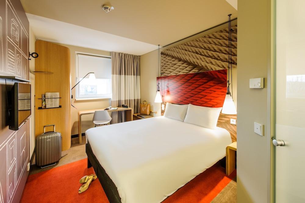 Ibis Hotel
