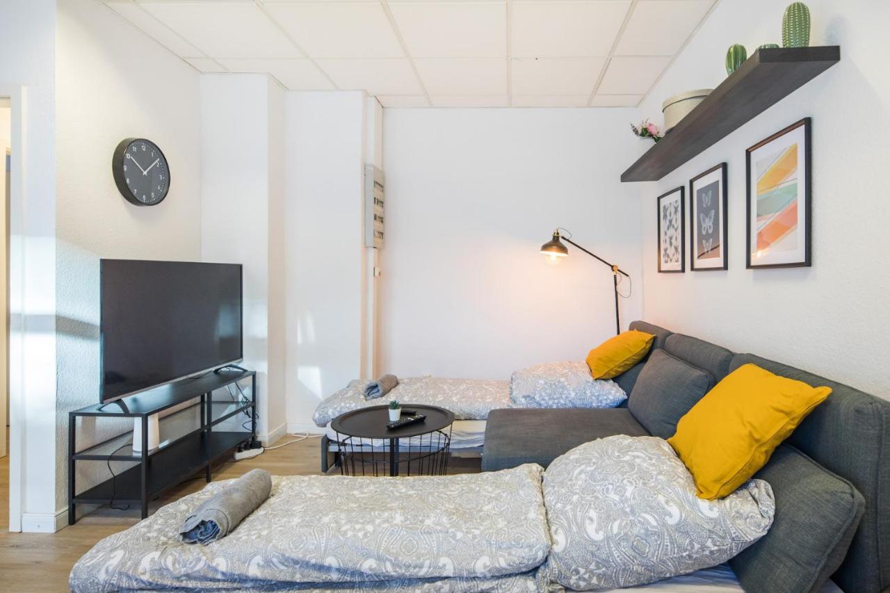 Spacious 2 Bedroom Close To Stadtpark * Hamburg
