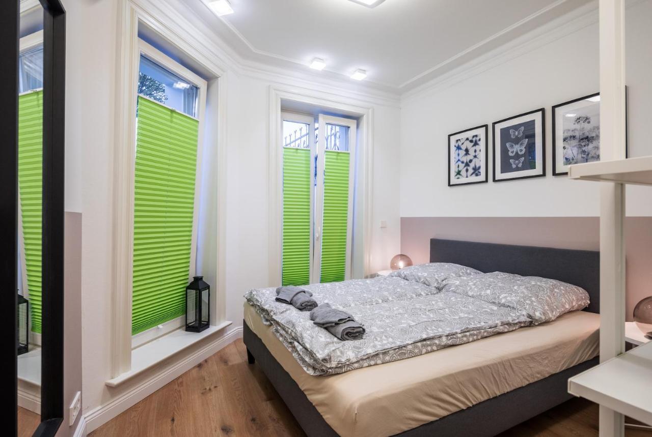 Apartment Stylish & Cosy Next To The U-bahn *