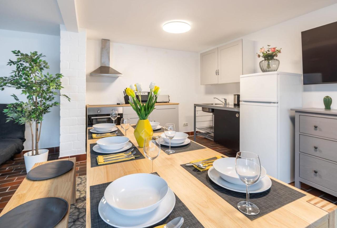 Freshly Renovated * Hamburg