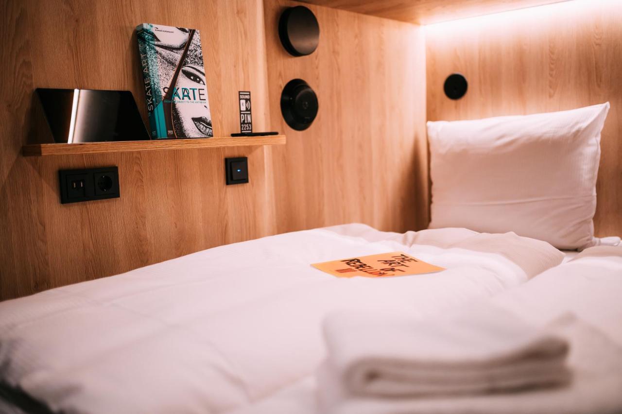 Cab20 Kapselhotel