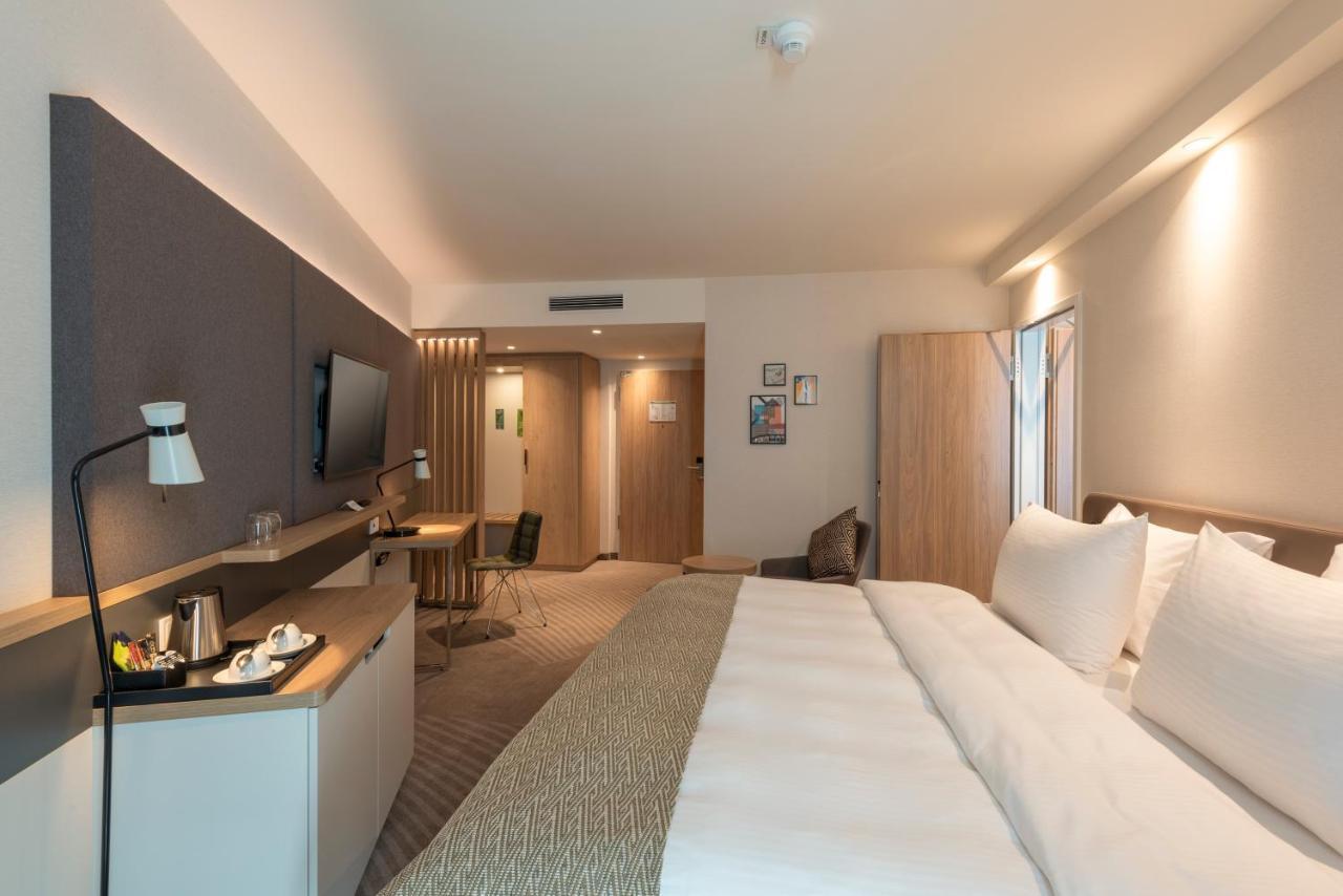 - - Berliner Tor, An Ihg Hamburg