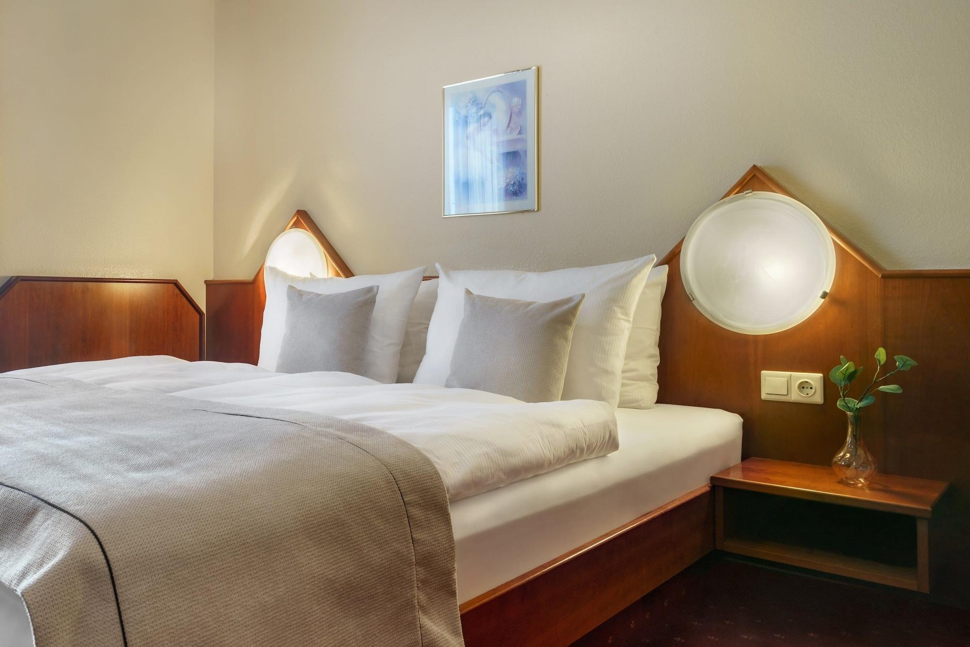 Hotel Novum Hagemann Hafen 3*