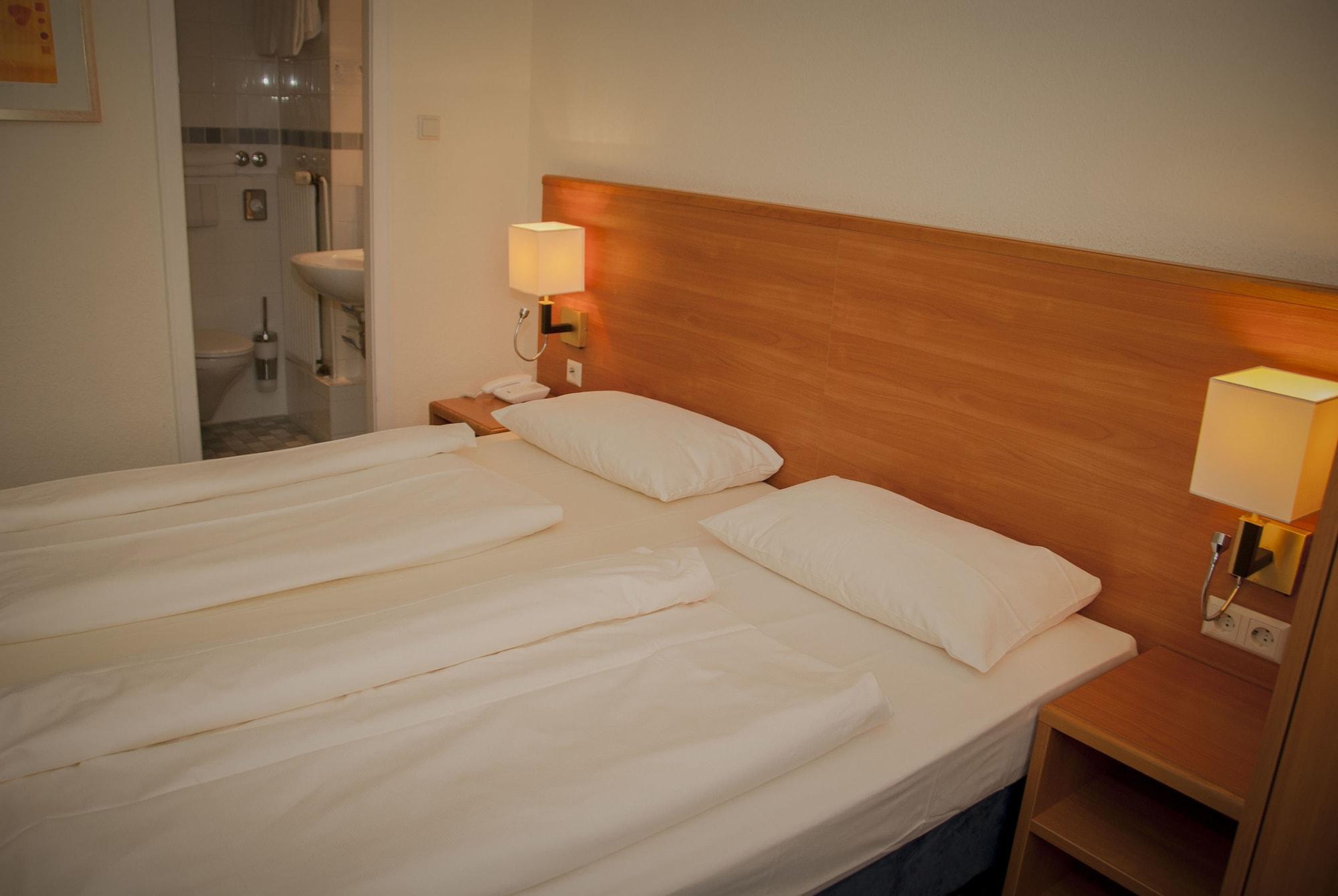Elbbrücken Hotel 3*
