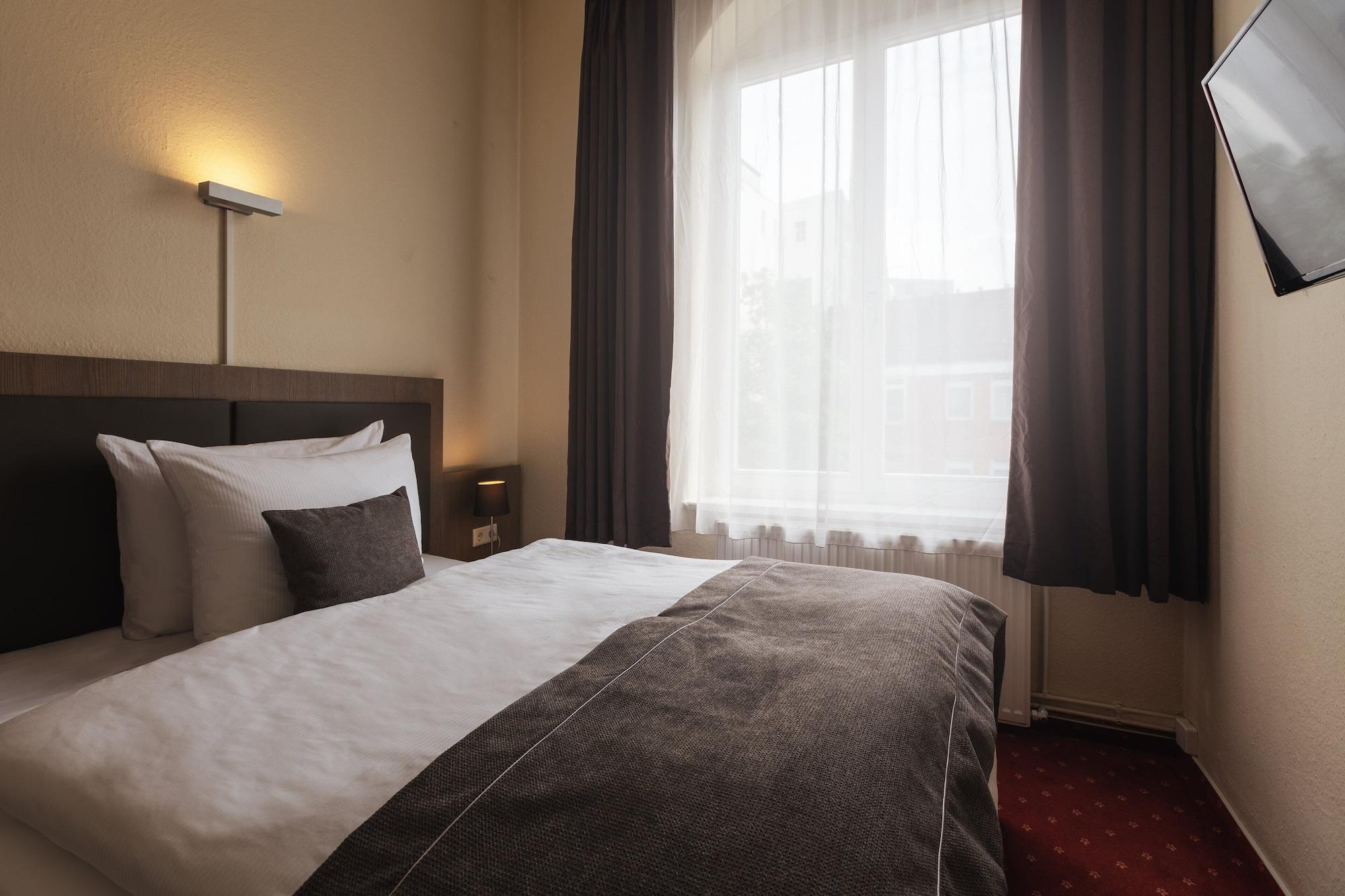 Novum Holstenwall Neustadt Hotel