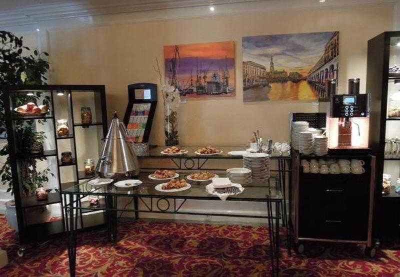 Courtyard By Marriott Airport Hotel Hamburg